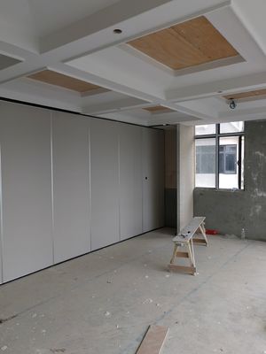 comprar espesor 105cm MDF Panel operable particiones personalizadas para sala de reuniones online manufacture