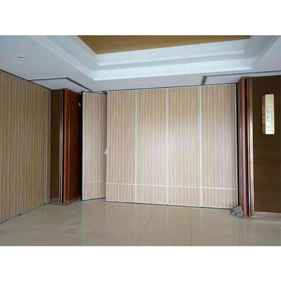 comprar Salón de banquetes Paredes divisorias operativas de madera Sistemas de paredes online manufacture