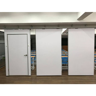 Sala de conferencias acústicas Pared divisoria móvil con puerta de pasillo