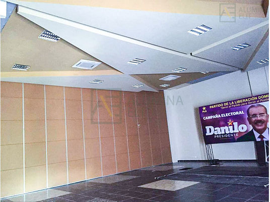 Un buen precio. Pared divisoria móvil personalizable con marco de aleación de aluminio 6061-T6 y quilla de tubo cuadrado galvanizado en línea
