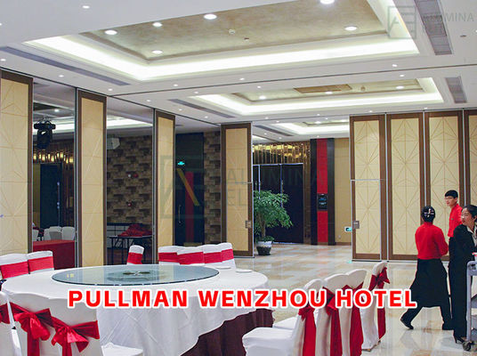 Un buen precio. Hotel Pullman Wenzhou: Paredes divisorias acústicas móviles con clasificación STC de 42-56dB y 105CM de grosor para salones de banquetes y salas de exposiciones en línea
